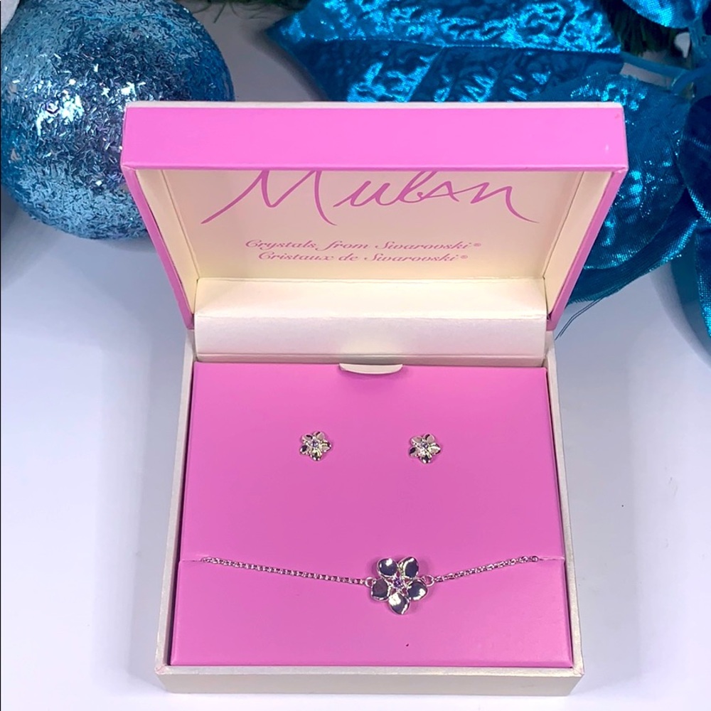 Disney princess 👑 Mulan earrings and bracelet